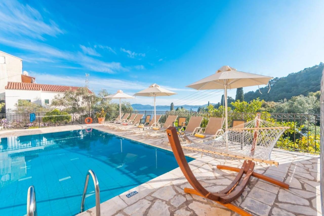 Villa Christina Nisaki  Екстер'єр фото