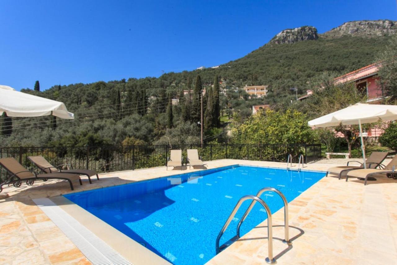 Villa Christina Nisaki  Екстер'єр фото